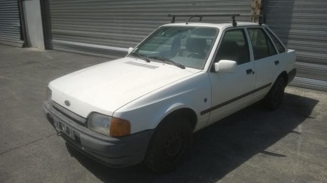 Optique avant secondaire droit (feux)(clignotant) Ford Escort 4 · photo 1