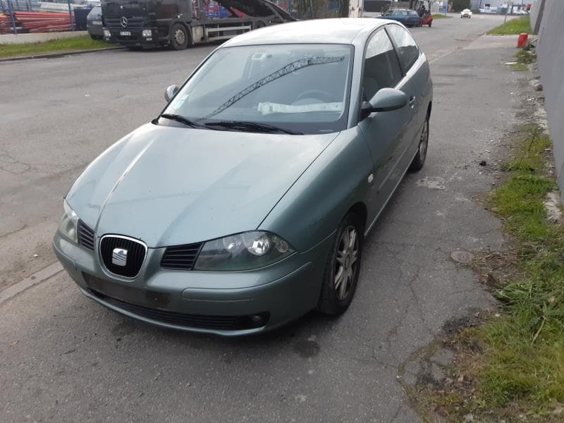 Retroviseur gauche Seat Ibiza 3 · photo 1