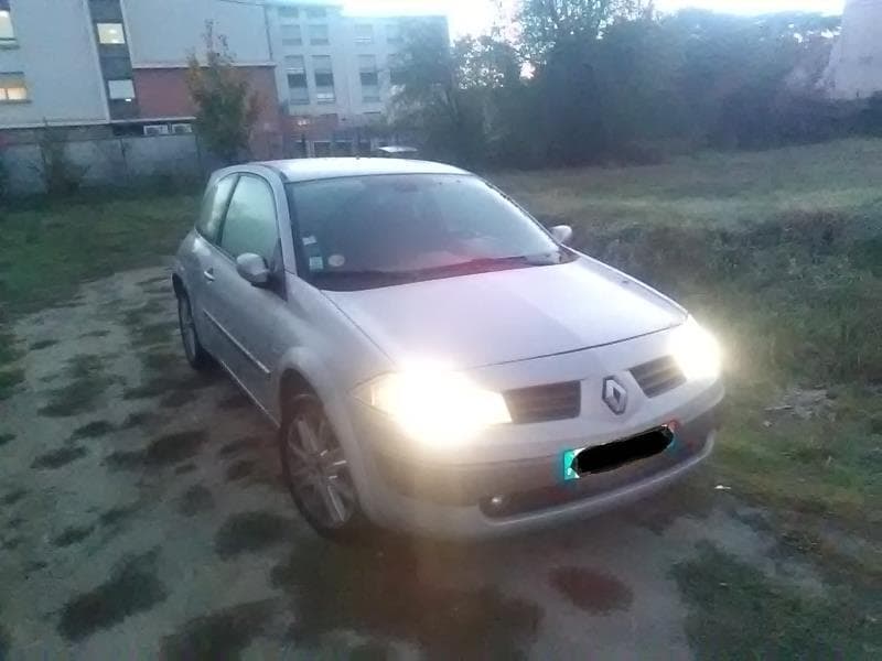 Moteur Renault Megane 2 · photo 1