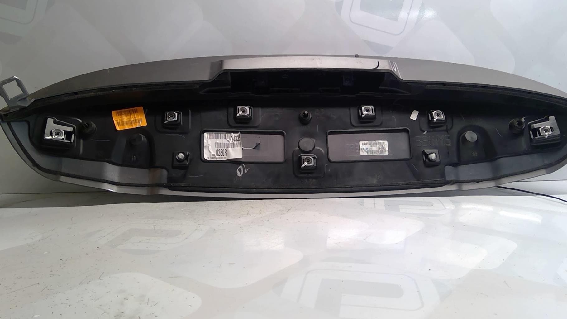 Feu arriere stop central Renault Clio 4 · photo 1