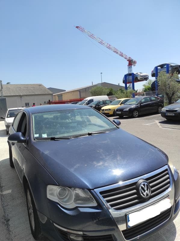 Optique avant principal gauche (feux)(phare) Volkswagen Passat 5 · photo 1