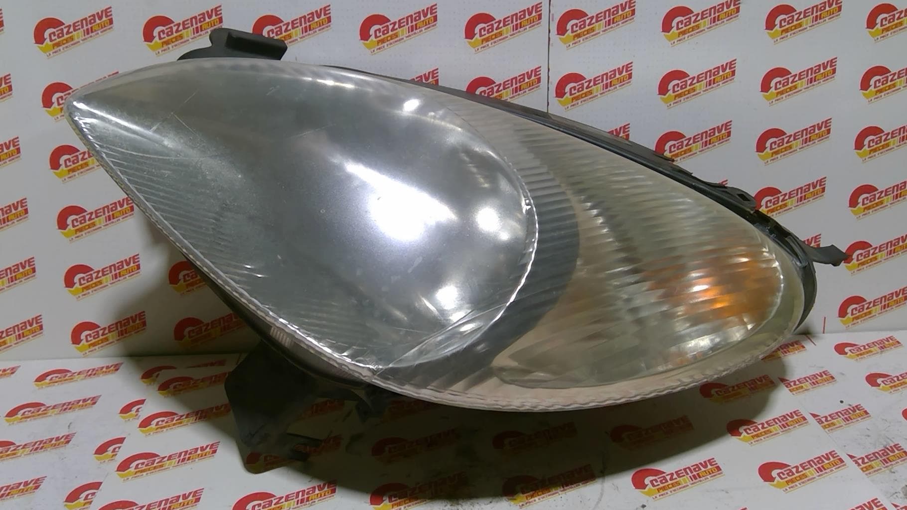 Optique avant principal gauche (feux)(phare) Citroen Xsara Picasso · photo 1