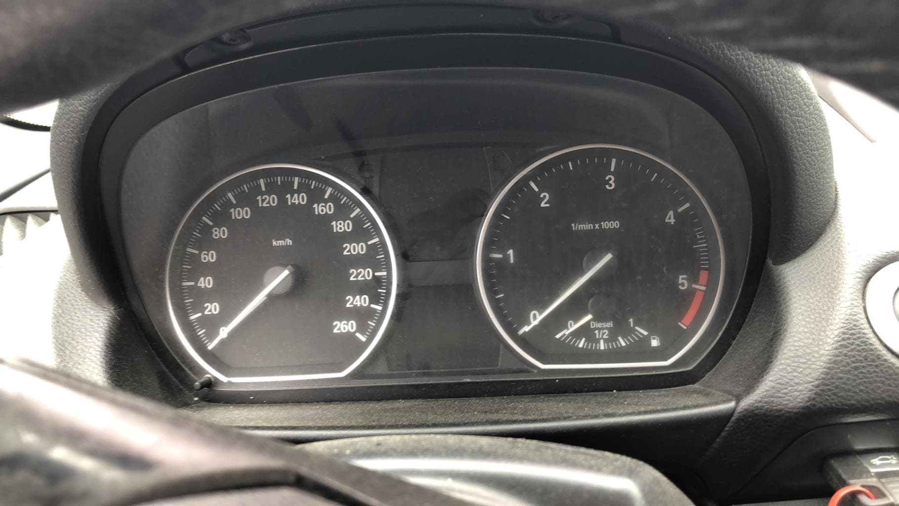 Compteur BMW Serie 1 E88 · photo 1