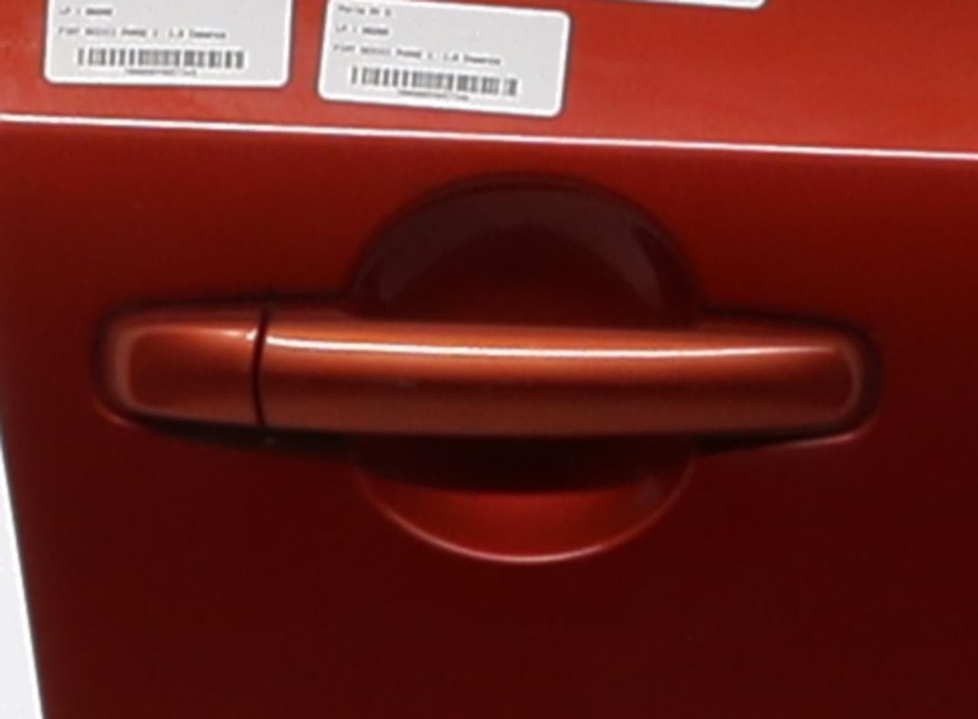 Poignee porte avant droit Fiat Sedici · photo 1