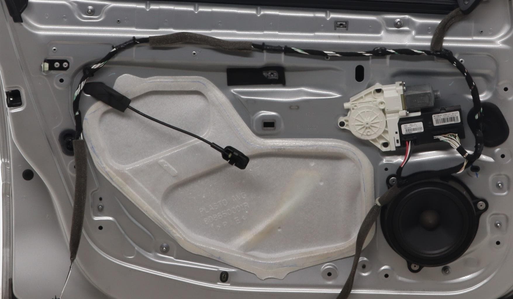 Leve vitre electrique avant gauche Renault Laguna 3 · photo 1