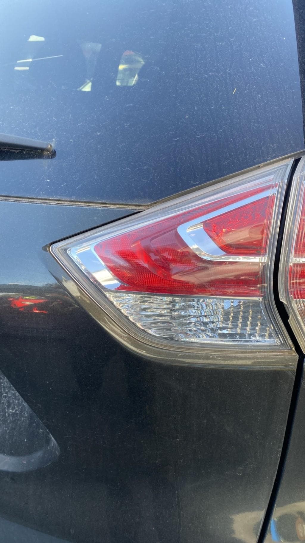 Feu arriere secondaire droit (feux) Nissan X-trail 3 · photo 1