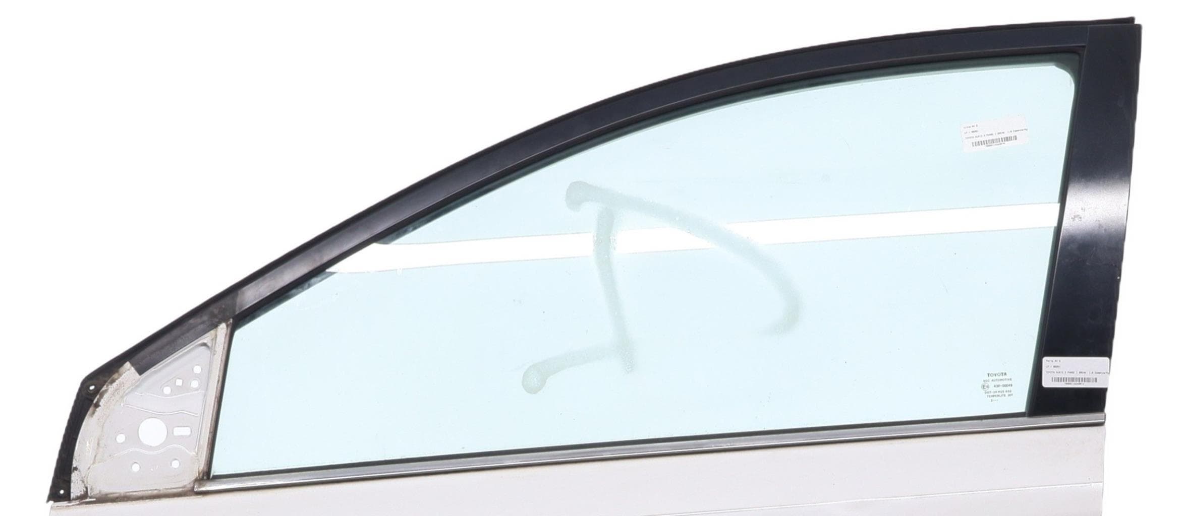 Vitre avant gauche Toyota Auris 2 · photo 1