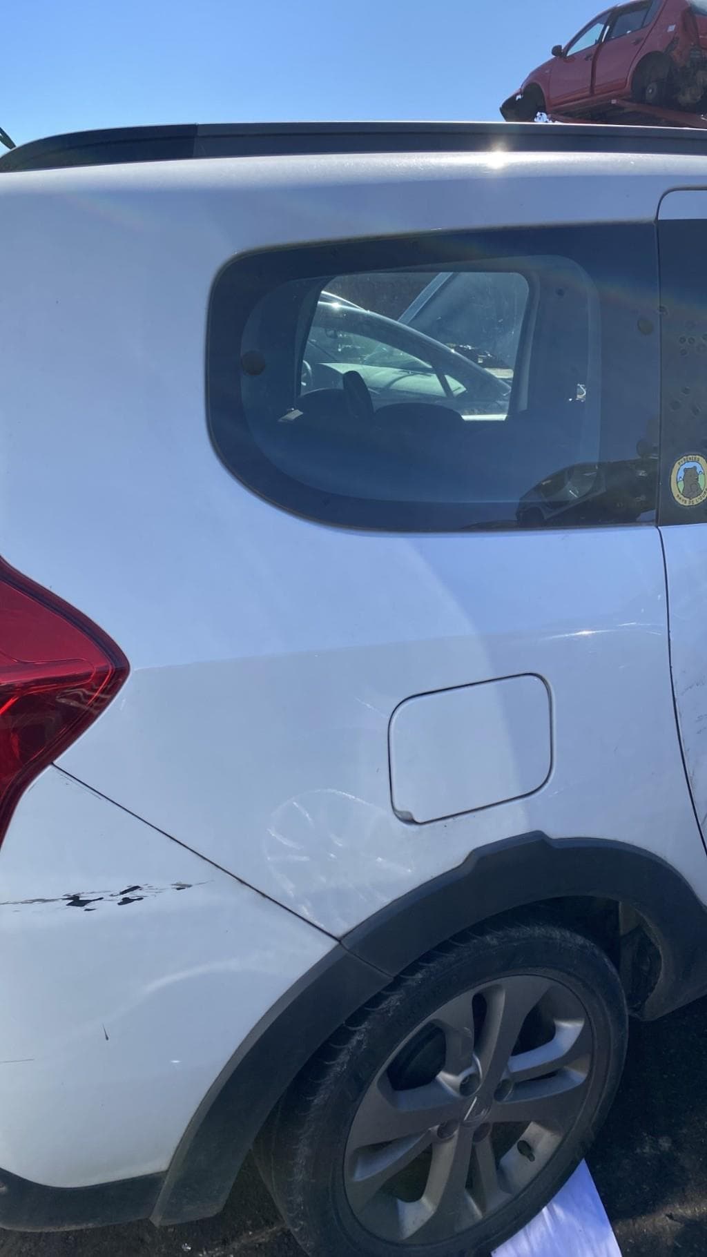 Custode arriere droit Dacia Lodgy · photo 1