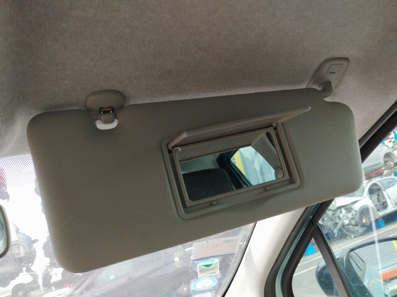 Pare soleil droit Renault ZOE 1 · photo 1