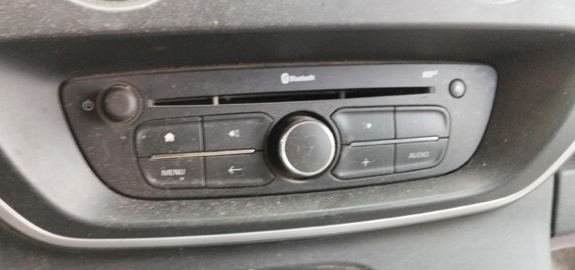 Autoradio d'origine Renault Kangoo 2 · photo 1