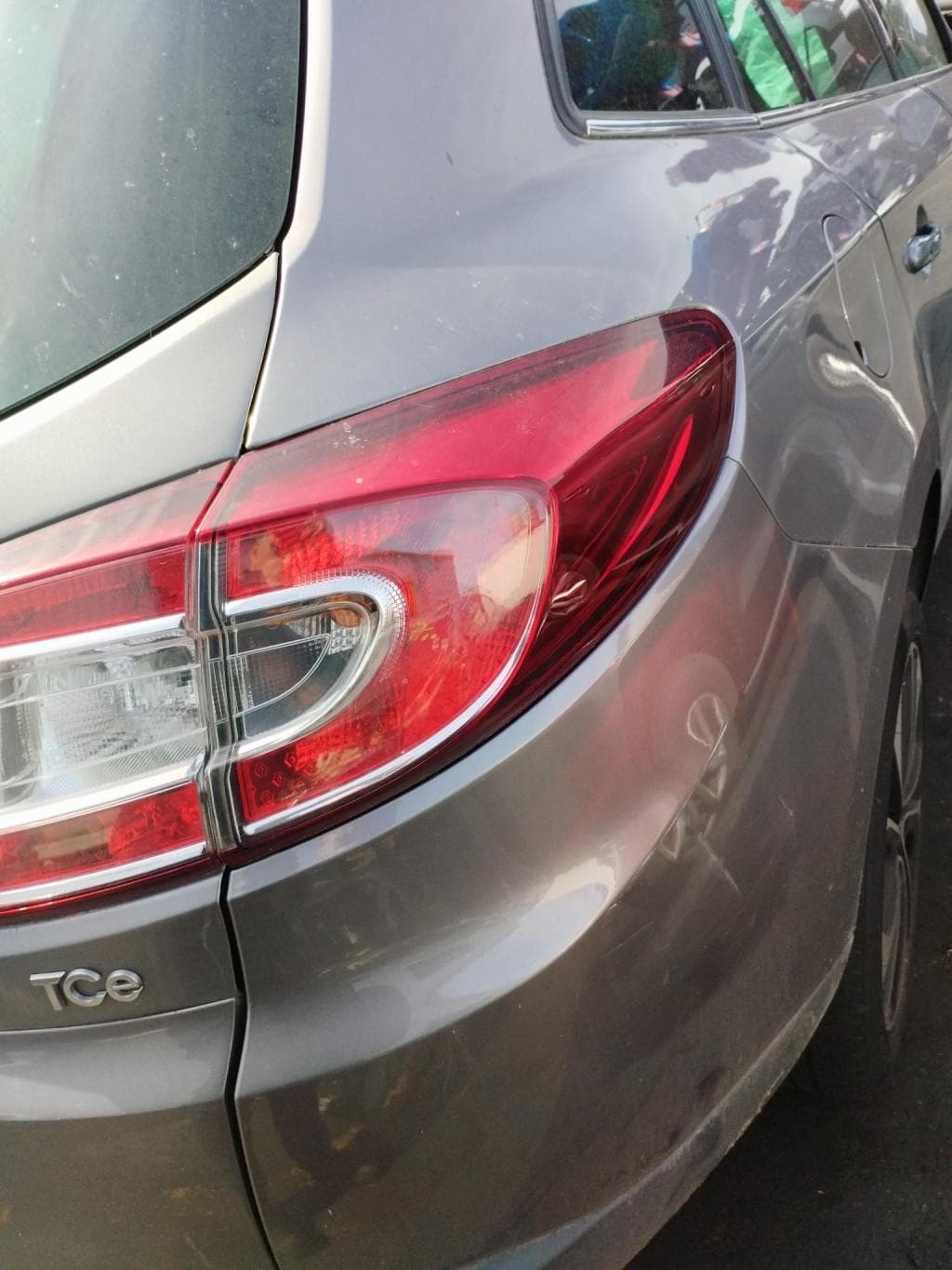 Feu arriere principal droit (feux) Renault Megane 3 · photo 1