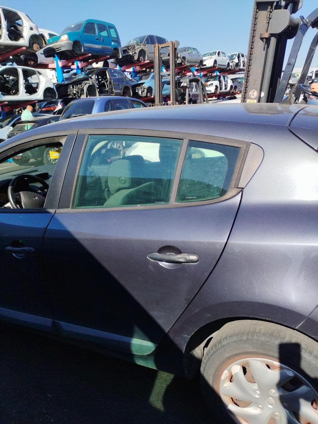 Porte arriere gauche Renault Megane 3 · photo 1