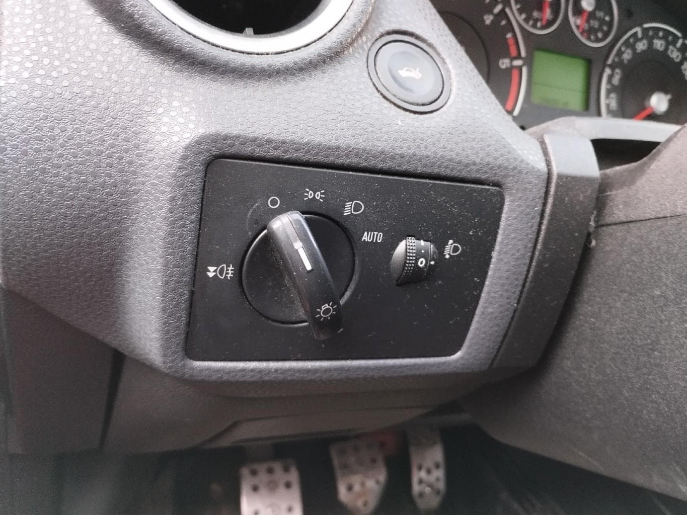 Commande de phare Ford Fiesta 5 · photo 1