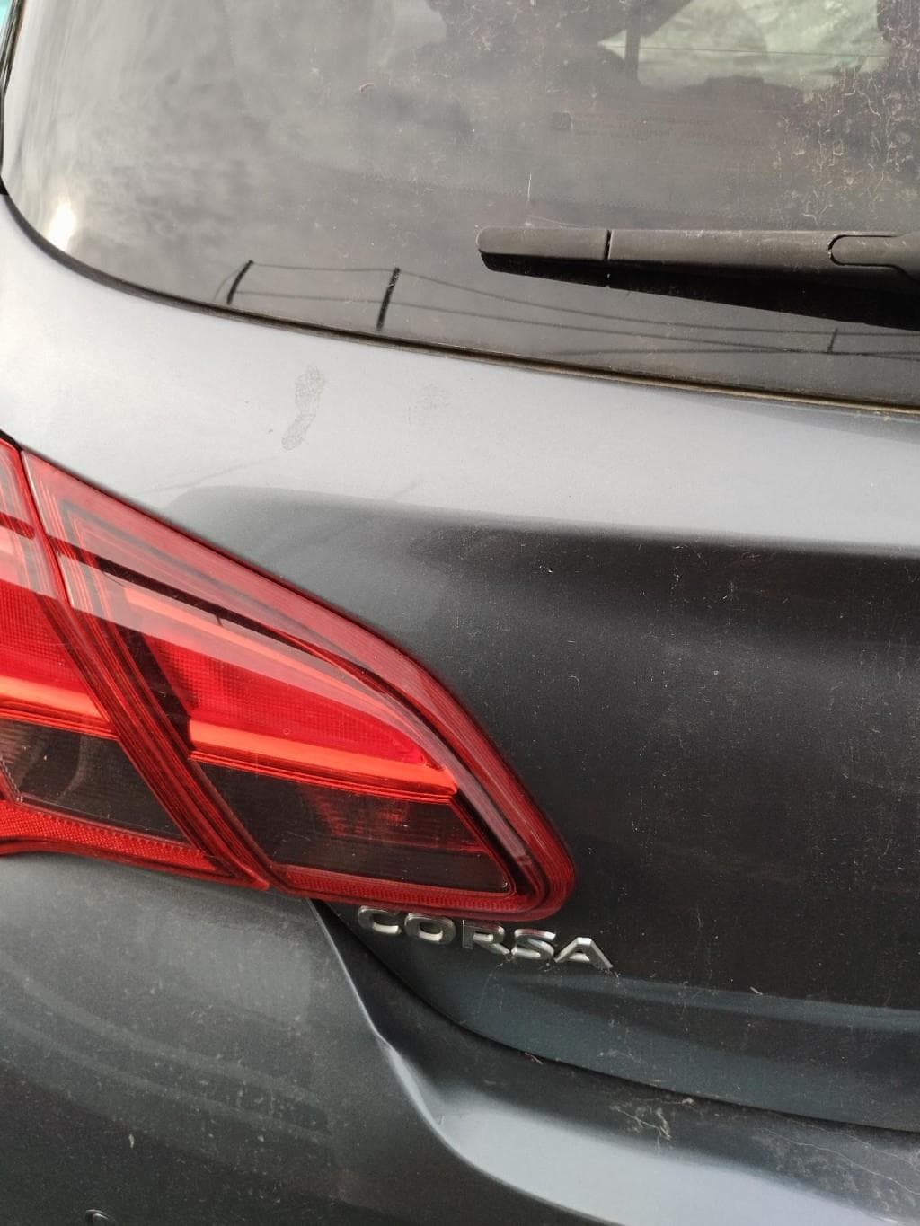 Feu arriere secondaire gauche (feux) Opel Corsa E · photo 1