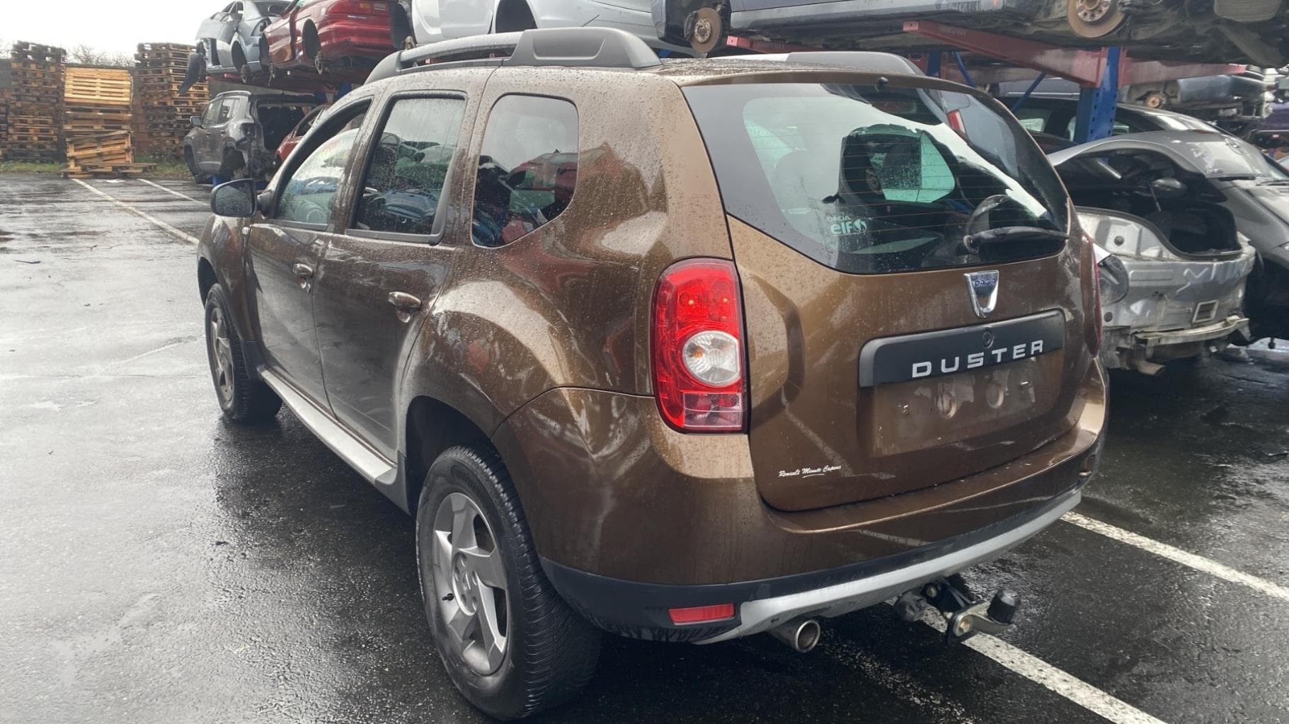 Vitre avant gauche Dacia Duster 1 · photo 1